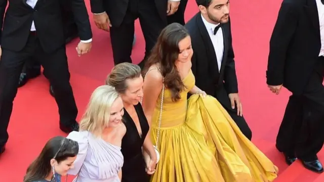 Magnificent Woman - Melati Wijsen: Perempuan Indonesia yang Tampil di Festival Film Cannes 2021