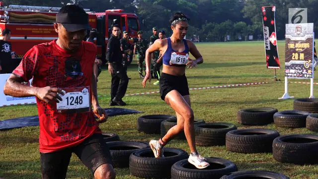 Semangat Peserta Lewati Berbagai Rintangan Komando Warriors