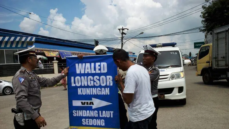 Akses Utama Kuningan - Cirebon Lumpuh, Ini 2 Jalan Alternatifnya