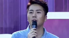 Eru membawakan lagu Black Glasses dalam acara inBox SCTV (20/04/2014).