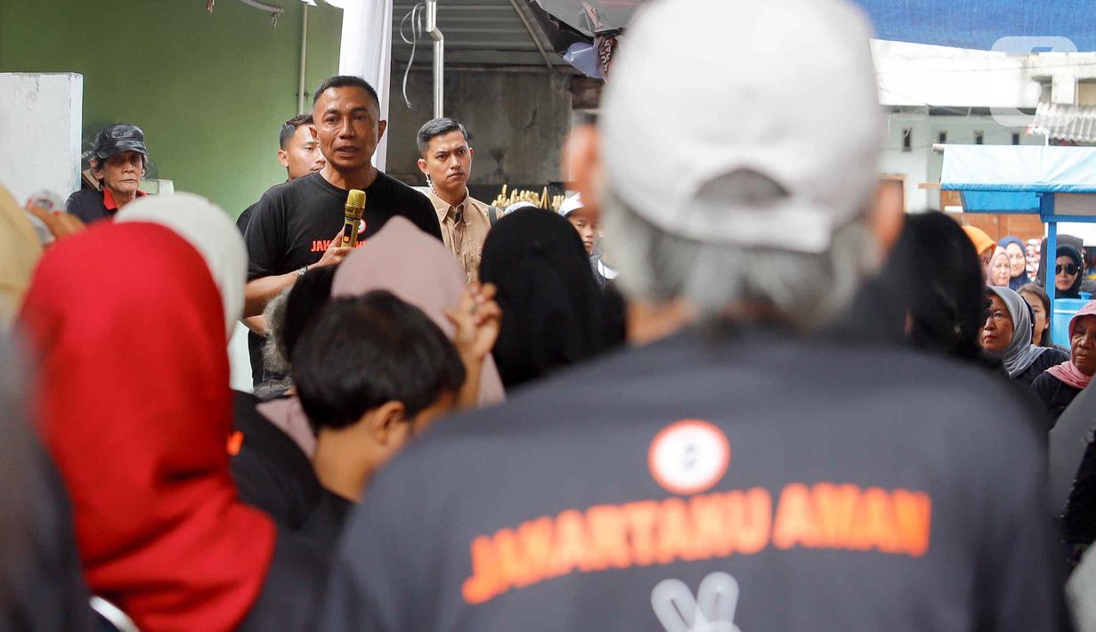 Getuk Tular Adab dan Kartu Jakarta Aman menjadi program Dharma Pongrekun yang terus disosialisasikan kepada warga Jakarta. (Liputan6.com/Herman Zakharia)