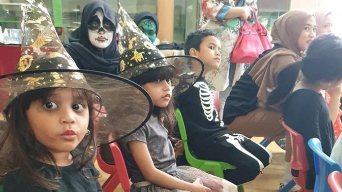 Keluarga Hanung Bramantyo dan Zaskia Adya Mecca rayakan ulang tahun anak dengan konsep horor. (Sumber: Instagram/@laviniamanda)