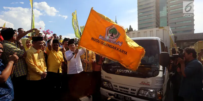 Fraksi Partai Golkar Bagikan 25 Ribu Paket Sembako