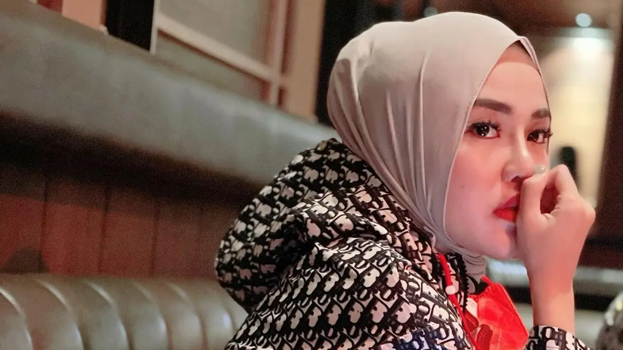 Medina Zein.