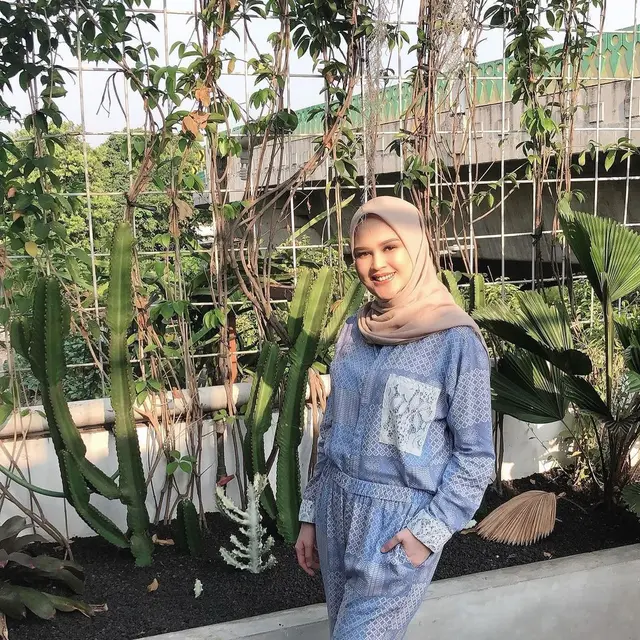 Potret 6 Bintang Film Adaptasi Novel Asma Nadia Ini Mantap Berhijab, Memesona