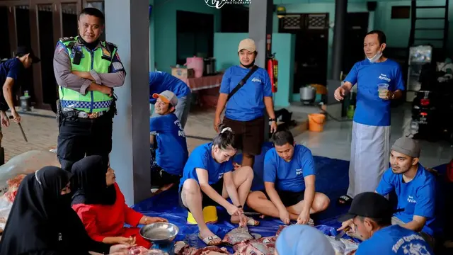 Ayu Ting Ting qurban 3 ekor sapi jumbo (Instagram/ayutingting92)