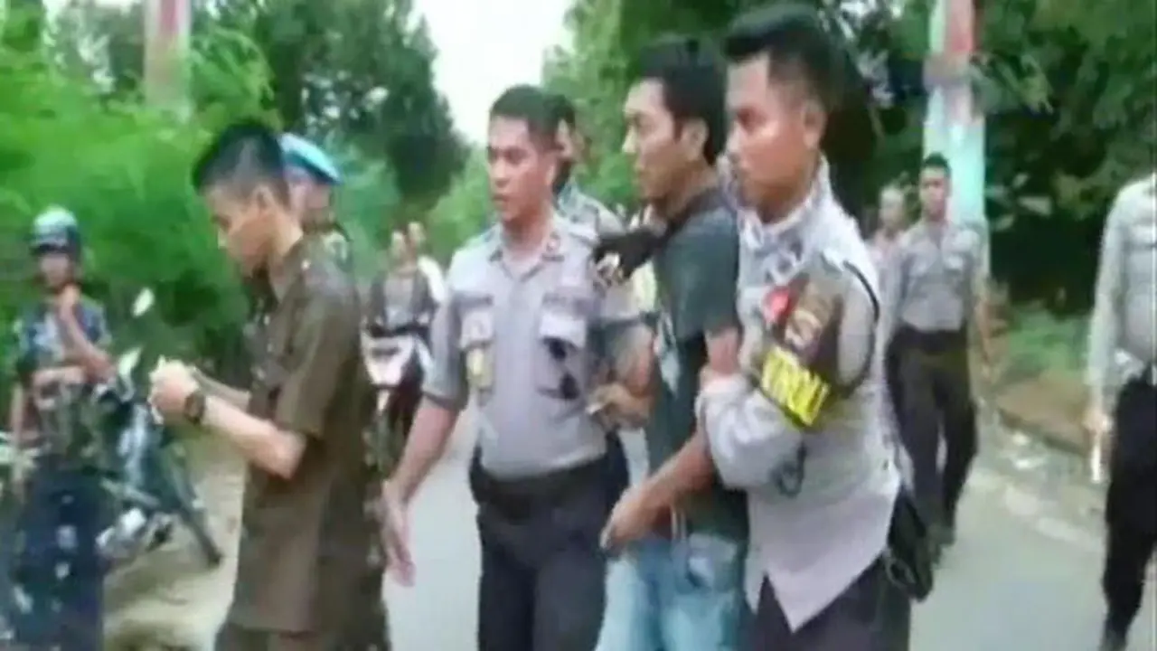 (Lip6 Malam) Kampung-Begal