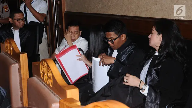 Tampak Lesu, Setya Novanto Jalani Sidang Perdana Kasus Korupsi e-KTP