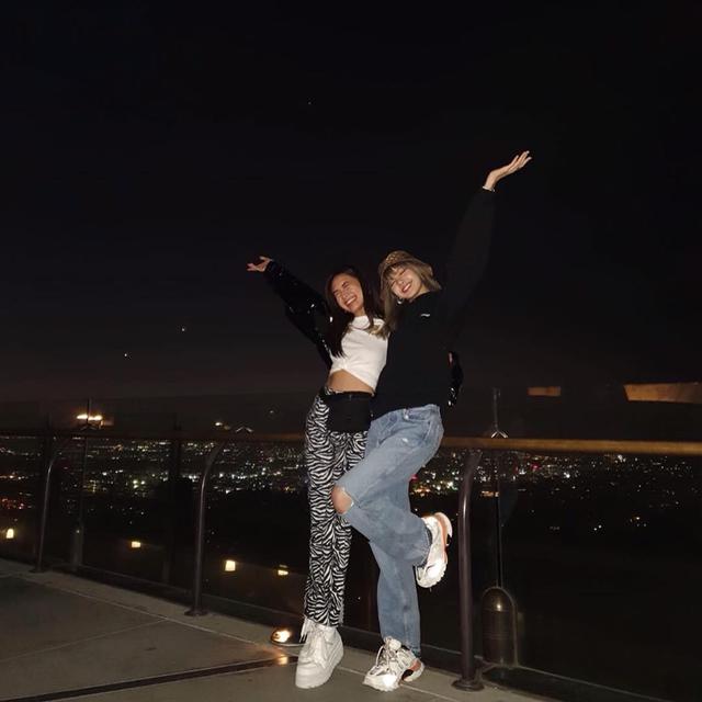 8 Potret Persahabatan Niki Zefanya dan Lisa Blackpink, Kembali Jadi Sorotan