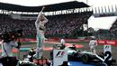 Ekspresi Nico Rosberg setelah finis pertama F1 GP Meksiko di Sirkuit Autodromo Hermanos Rodriguez, Senin (2/11/2015) dini hari WIB. (Getty Images/AFP/Lars Baron)