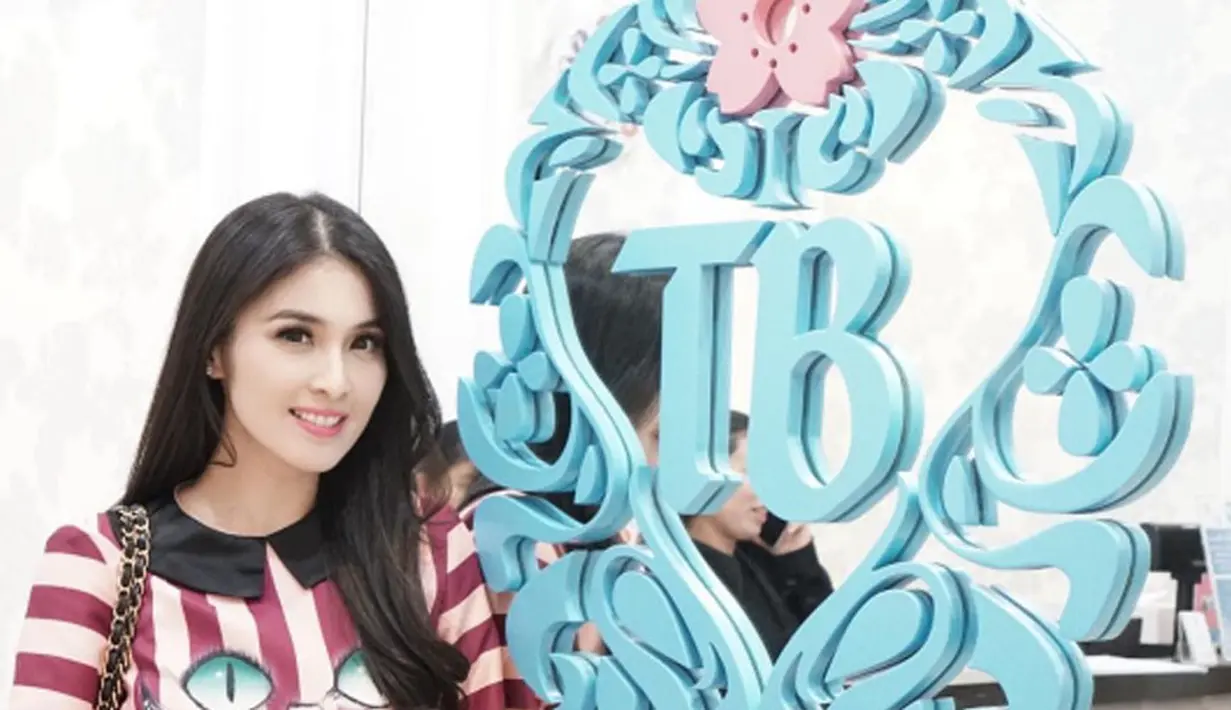 Tahun ini menjadi kali pertama pasangan pengantin baru Sandra Dewi dan Harvey Moeis untuk merayakan natal bersama. Banyak doa dan harapan yang dilantunkan Sandra, salah satunya adalah memiliki momongan di tahun 2017. (Instagram/sandradewi88)