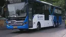 Selain sasis Scania low deck, Transjakarta juga menggunakan sasis high deck. Salah satunya adalah Scania K 310 IB yang memiliki 3 sumbu roda. Sasis ini ditenagai mesin diesel DC9 9300cc yang dapat menghasilkan tenaga hingga 310hp pada 1900rpm dan torsi 1550nm pada 1000-1350rpm. Sasis ini digunakan sebagai bus BRT Reguler . Selain seri K 310 IB, Transjakarta juga menggunakan sasis K 310 UB yang digunakan sebagai bus tingkat wisata dengan bodi Jetbus 2+ SDD dengan atap terbuka.