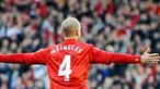 Selebrasi gol gelandang Liverpool Raul Meireles ke gawang Wigan Athletic dalam lanjutan EPL yang berlangsung di Anfield Stadium, 12 Februari 2011. AFP PHOTO / PAUL ELLIS