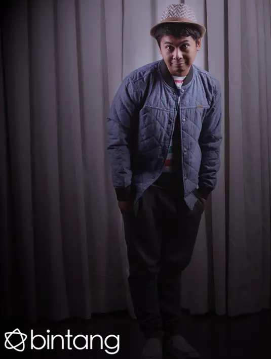 Ditemui di kantor Indosiar, bilangan Daan Mogot Jakarta Barat, pada Rabu (7/10/2015), pria yang bertindak sebagai mentor dan juri tamu di acara Stand Up Comedy Academy ini berharap akan lahir komedian andal dari ajang tersebut. (Andy Masela/Bintang.com)