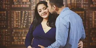 Pasangan selebritis Raffi Ahmad dan Nagita Slavina resmi menjadi orangtua.
