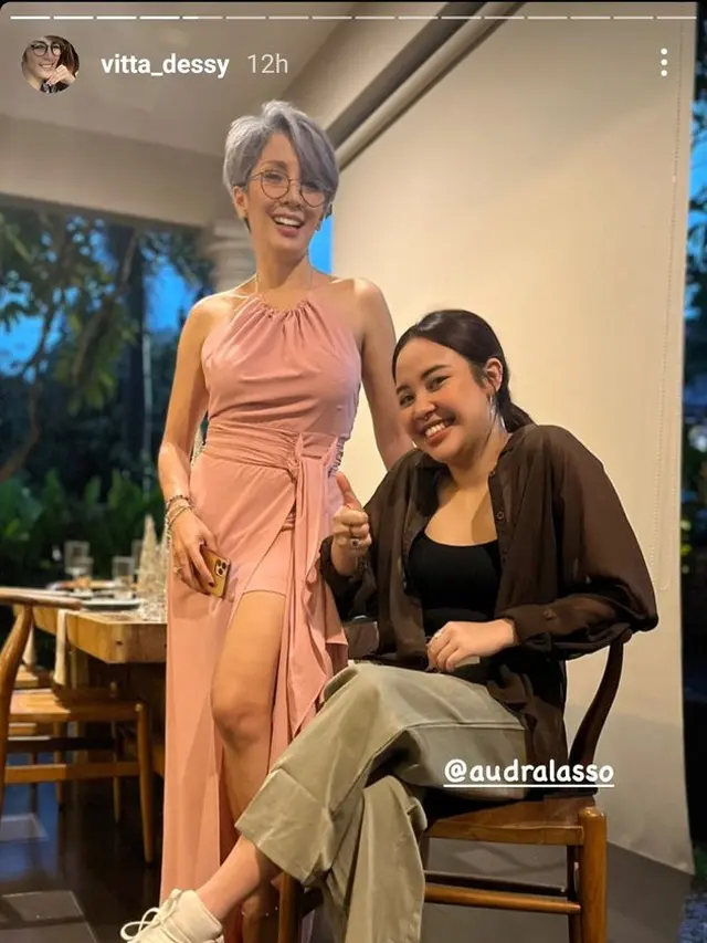 7 Potret Ari Lasso Rayakan Ultah Istri, Tampil Bahagia di Tengah Lawan Kanker