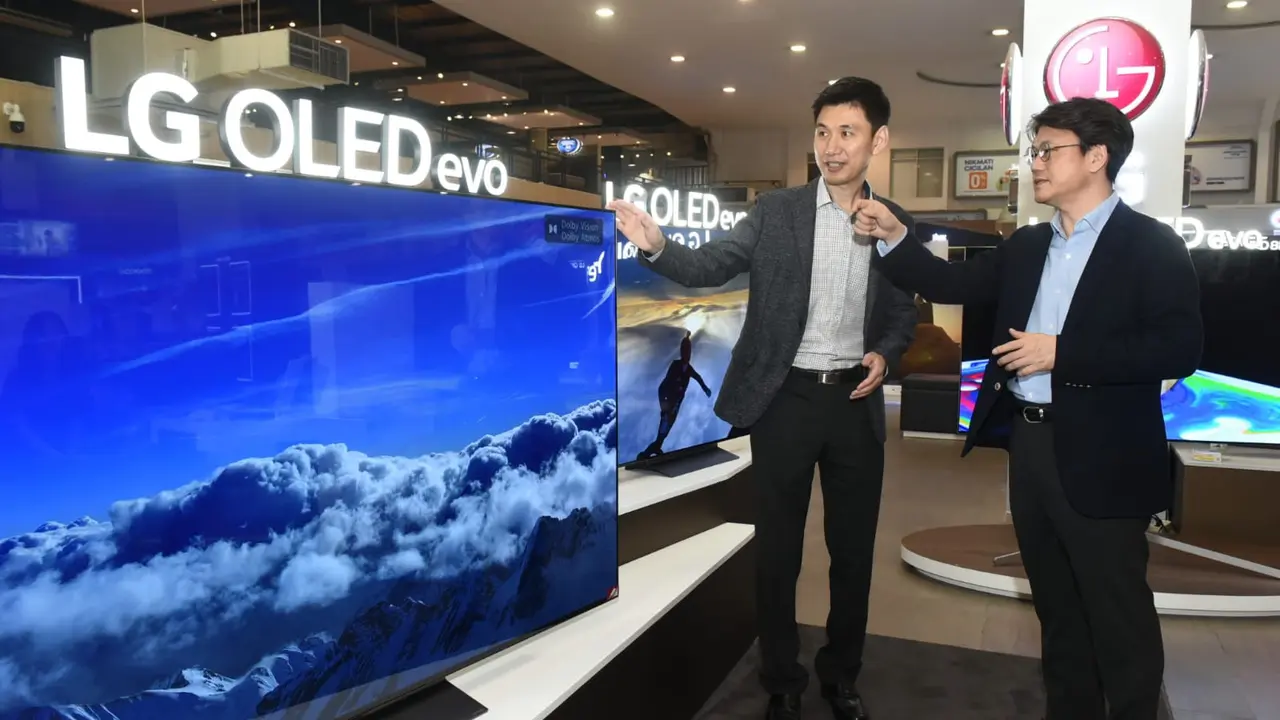 LG QNED Mini LED TV
