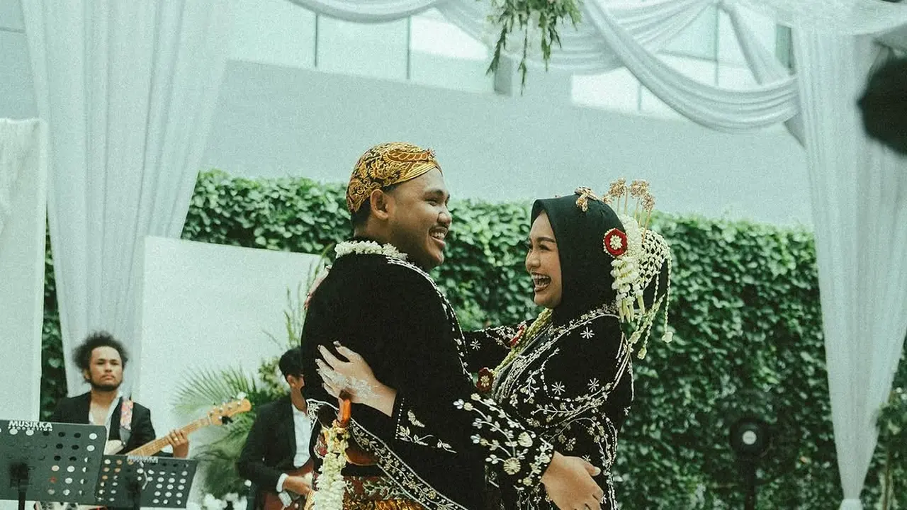 Salma Salsabil dan Dimansyah Laitupa Resmi Menikah