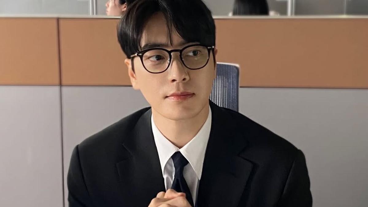 Profil Lee Joon Hyuk, Aktor Tampan Pemeran Drakor Love Scout yang Baru  Tayang - Hot Liputan6.com