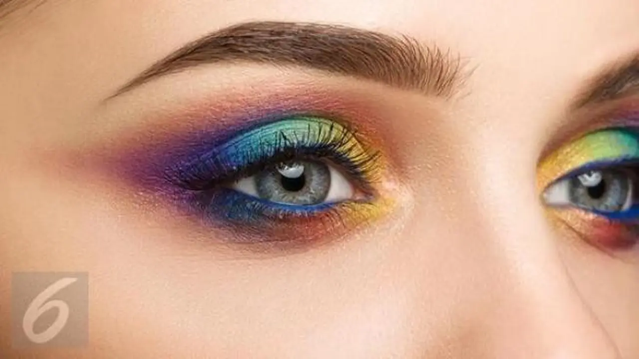 5 Tips Makeup Terbaik Bagi Anda dengan Mata Bulat