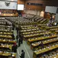 Suasana sidang paripurna pembukaan reses di ruang paripurna gedung DPR, Jakarta, Senin (23/3/2015). (Liputan6.com/Faisal R Syam)