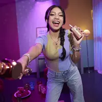 Naura Ayu menginspirasi remaja tetap semagat dengan varian terbaru dari OATSIDE. [Dok/Oatside]