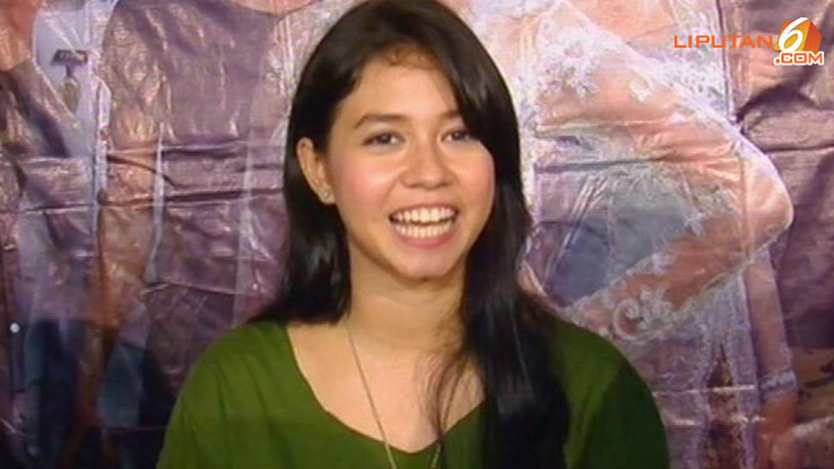 VIDEO: Yuki Kato Jadi Tomboi di Film Operation Wedding