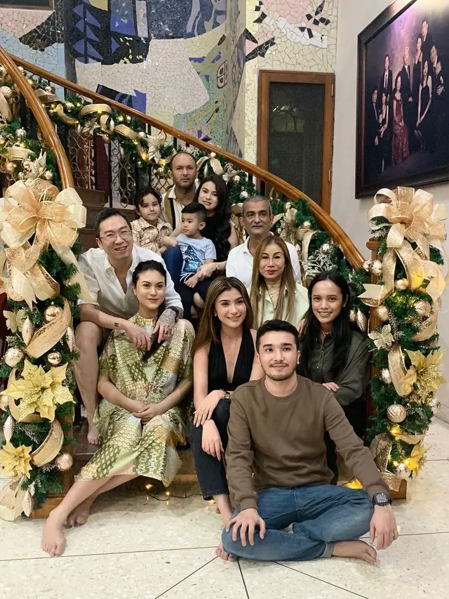 Perut Kian Buncit, Ini 6 Potret Baby Bump Marcella Daryanani