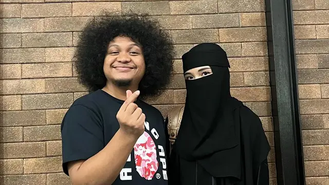 Momen Kebersamaan Babe Cabita Bareng Istri, Selalu Kompak