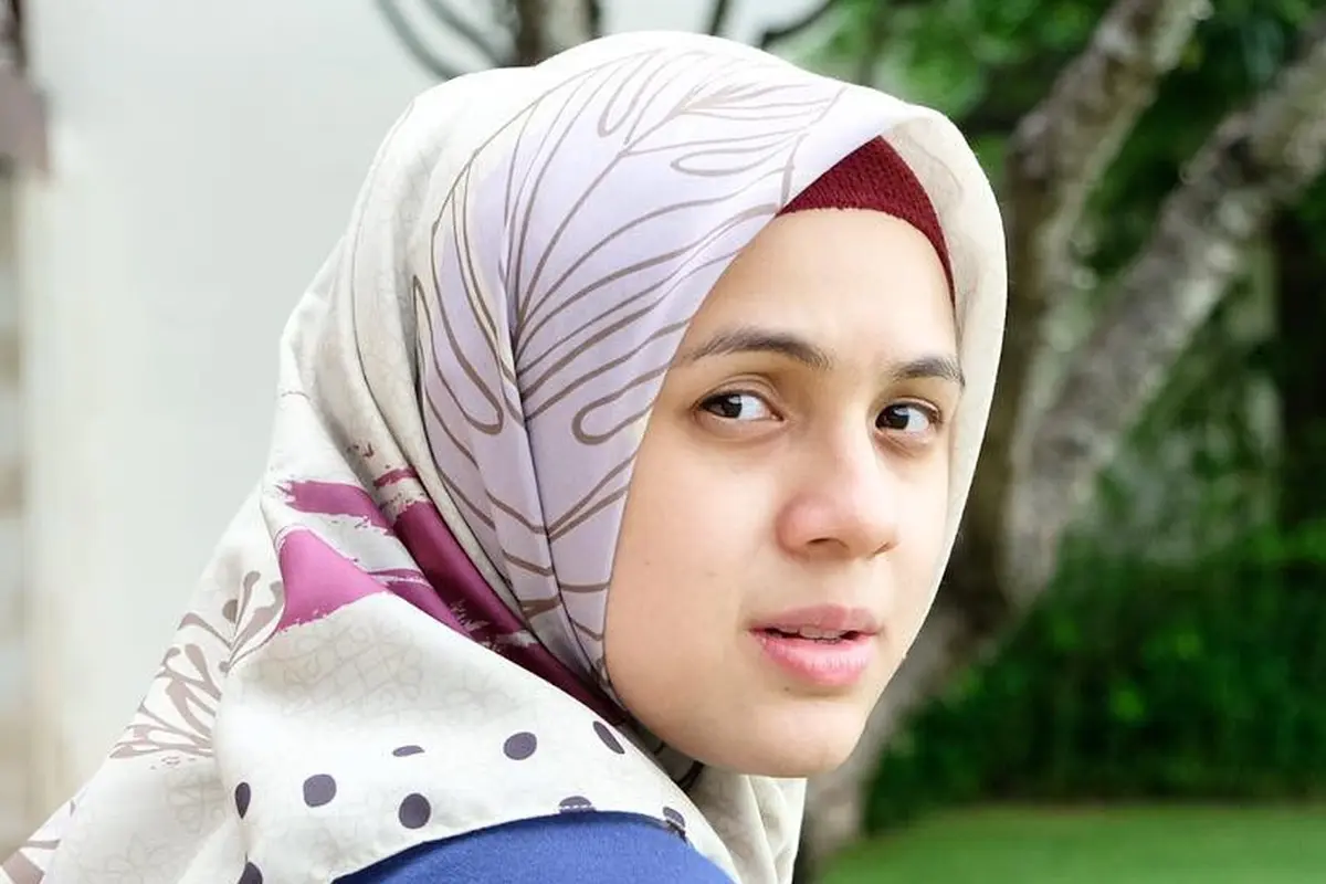 [Bintang] 8 Foto Cantik Nycta Gina Tanpa Make Up