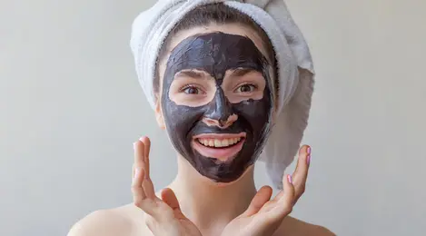 6 Manfaat Masker Charcoal Untuk Kesehatan Kulit