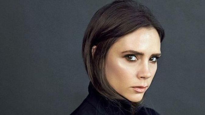 6 Inspirasi Gaya  Busana Victoria  Beckham  untuk Acara 