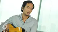 Flo Absen Sidang, Piyu Sembunyi di Mobil