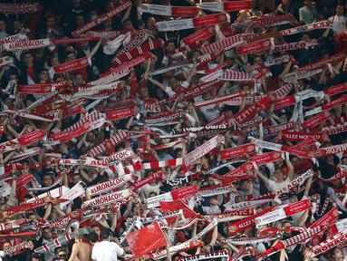 Koreografi fans AS Monaco jelang pertandingan kontra Juventus (REUTERS/Jean-Paul Pelissier)