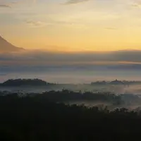 Punthuk Setumbu, Magelang. (jalanjogja.com)