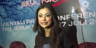 Kedatangan Angie Virgin Selain Promo Film untuk Menunjukan Budaya Indonesia Kepada Anak dan Suaminya.