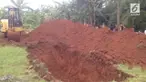 Pemakaman korban kecelakaan tanjakan emen dilakukan di taman makam Legoso, Tangerang Selatan.
