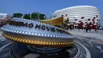 Sebuah instalasi terlihat di Qingdao Movie Metropolis di Qingdao, Provinsi Shandong, Sabtu (28/4). Dalian Wanda Group Co, konglomerat ritel dan hiburan China meluncurkan kompleks studio film yang disebut-sebut terbesar di dunia. (AFP/WANG ZHAO)