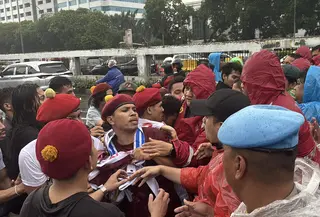 Demo Mahasiswa di DPR Memanas