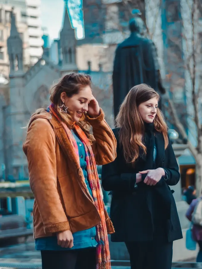 [Fimela] Ingin Mencurahkan Isi Hati? 3 Zodiak ini Selalu Jadi Pendengar yang Baik