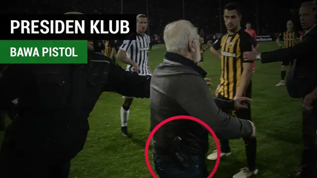 Presiden klub asal Yunani, PAOK, Ivan Savvidis mengancam wasit dengan membawa sebuah pistol ke dalam lapangan.