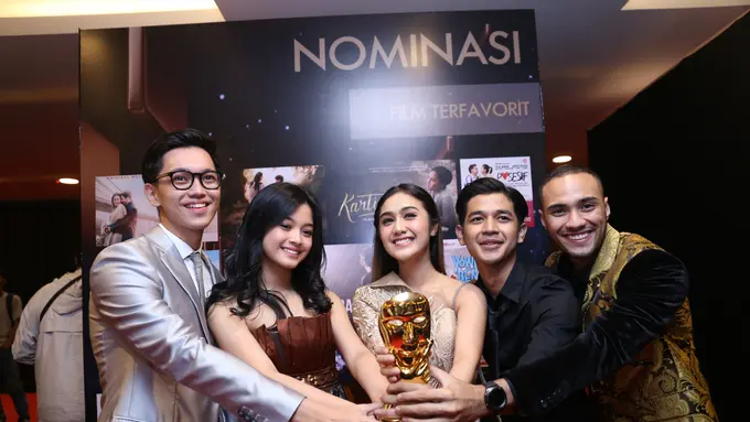 [Bintang] Dilan (Film Terfavorit)