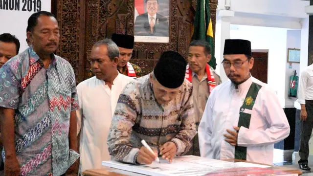 Tokoh agama dan Ormas di Pemalang berkomitmen untuk menolak pople power dan mengajak masyarakat untuk rekonsiliasi usai pemilu. (Foto: Liputan6.com/Polres Pemalang/Muhamad Ridlo)