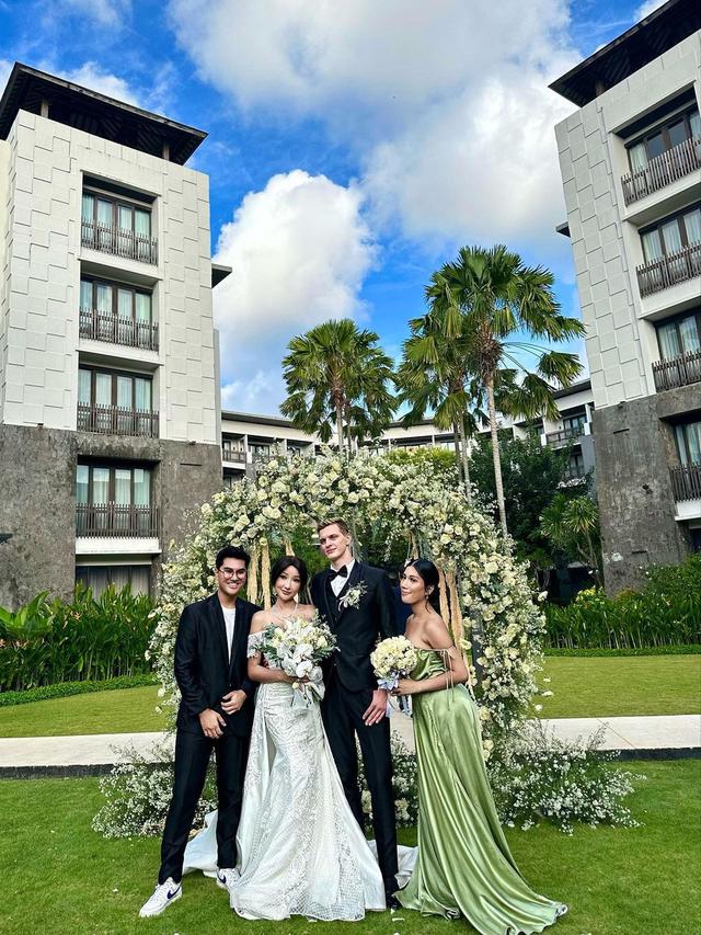 6 Momen Pertunangan Lucinta Luna dan Kekasih, Digelar di Bali Bak Pernikahan