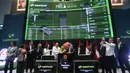Melalui aksi korporasi ini, Superbank berhasil menghimpun dana sebesar Rp2,79 triliun, yang akan digunakan untuk mendukung ekspansi bisnis dan penguatan kapabilitas perbankan digital perseroan. Tampak dalam foto, Suasana pencatatan perdana saham PT Super Bank Indonesia Tbk (SUPA) di Bursa Efek Indonesia (BEI), Rabu (17/12/2025). (Kapanlagi.com/Budy Santoso)
