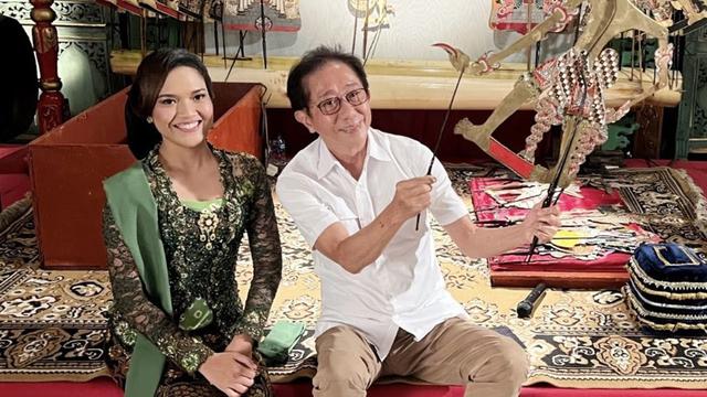 Direktur Sido Muncul.