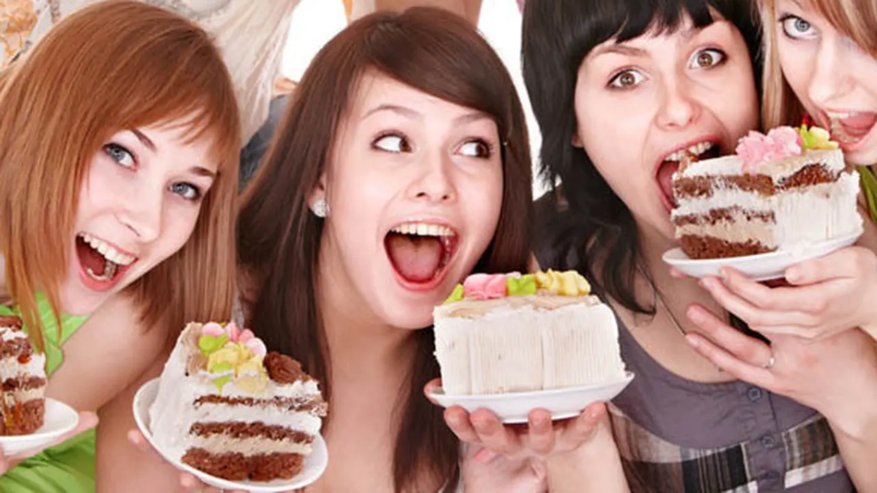 (c) shutterstock