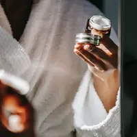 Beauty Influencer Abel Cantika bagikan rutinitas dan tips memilih skincare yang aman untuk ibu hamil dan menyusui. (pexels/sorashimazaki).