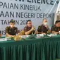 Kejari Kota Depok mengumumkan dua tersangka dugaan korupsi pada Dinas Pemadam Kebakaran dan Penyelamatan atau Damkar Kota Depok. (Liputan6.com/Dicky Agung Prihanto)