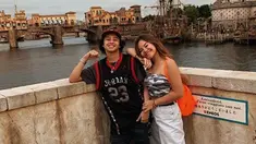 Bastian Steel dan Shafa Harris tengah menikmati liburan bersama di Negeri Sakura, Jepang (Liputan6.com/IG/shafaharris)